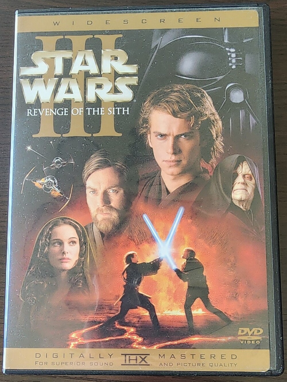 Star Wars III "Revenge of the Sith" DVD - WIDESCREEN - 2 disc set - LIKE NEW!